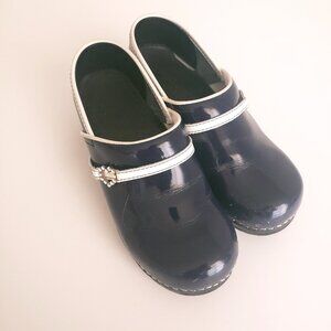 Koi By Sanita The Original Danish Clog Navy Blue Patent Leather Shoes Size 36